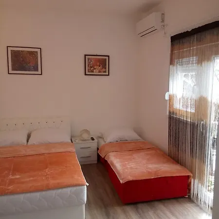 Aldi Apartment